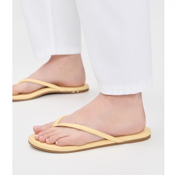 Beek Sunbeam Flip Flop Leather Flat Thong Sandals in Glow Pale Yellow size 6 - Picture 2 of 14